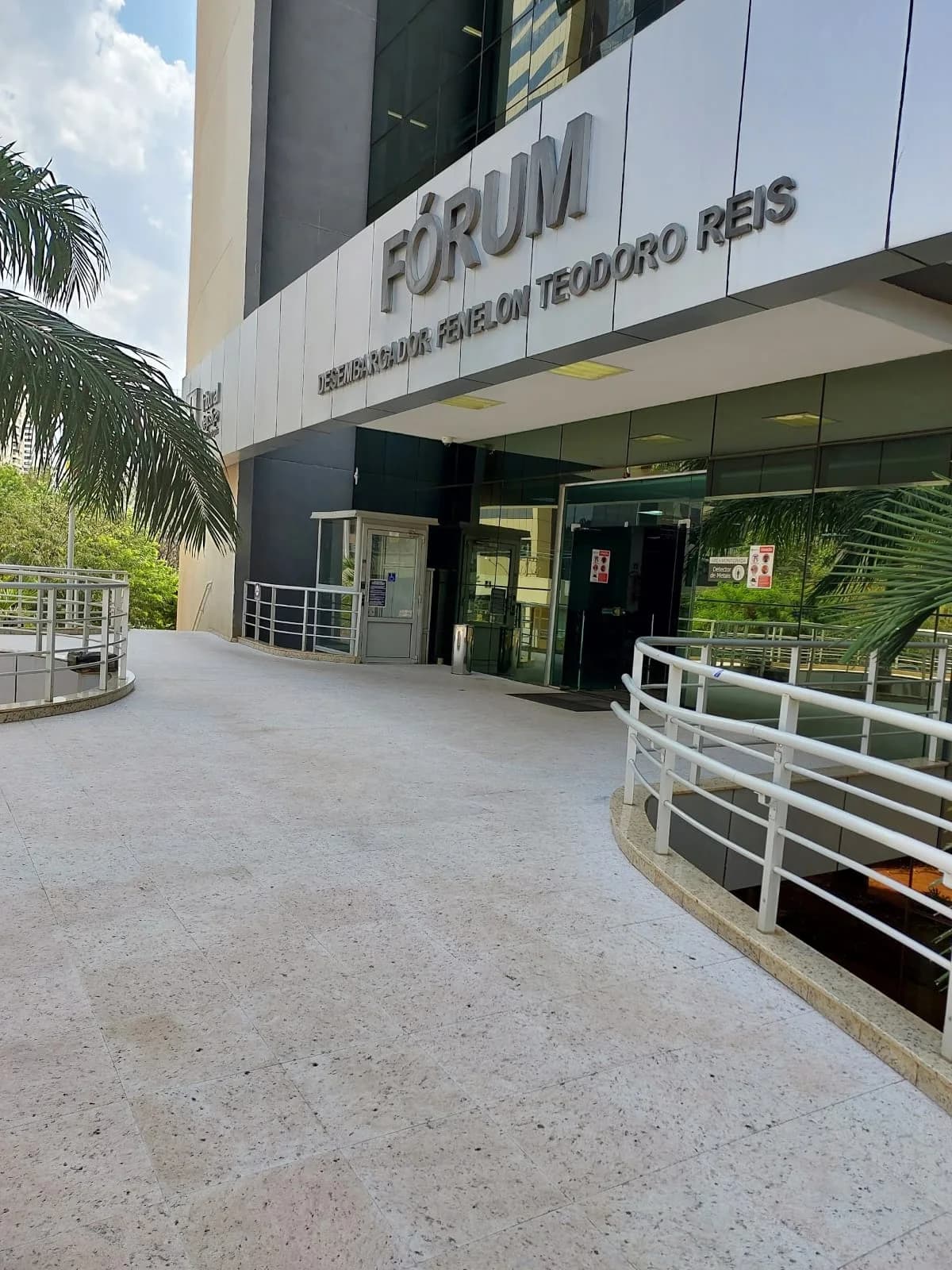 Registro institucional relacionado à atuação profissional de Denize Ortiz.
